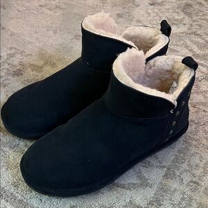 Bearpaw Black Suede Ankle Boots with Shearling Lining